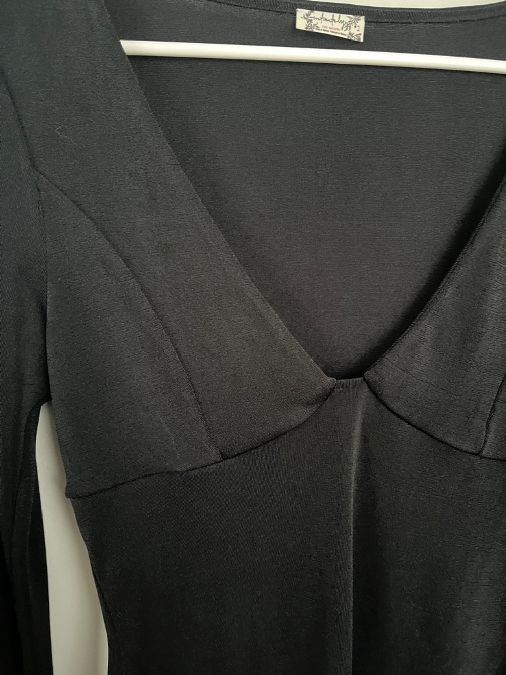 Intimately Free People Black V-Neck Long Sleeve Top - Size Small - Picture 4 of 9